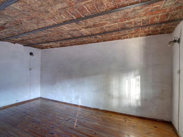 place photo 52