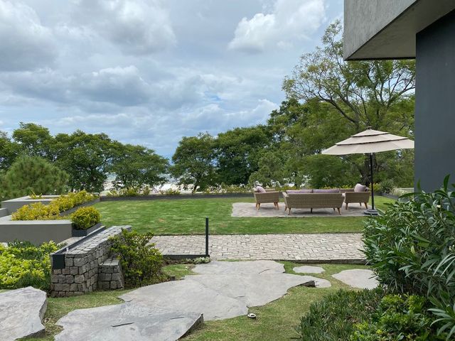 place photo 53