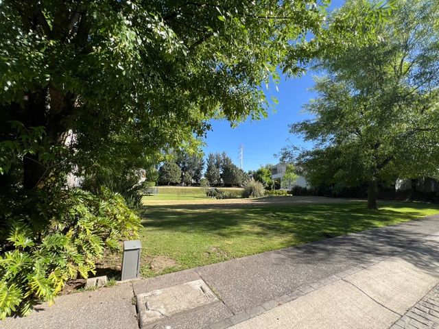 place photo 54
