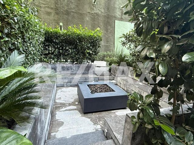 place photo 48