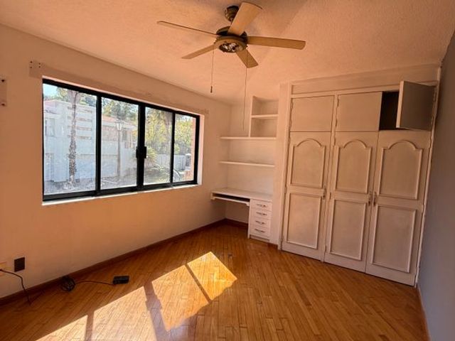 place photo 49