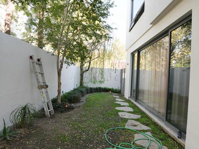 place photo 54