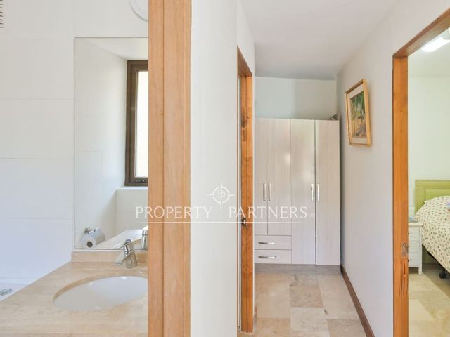 place photo 39