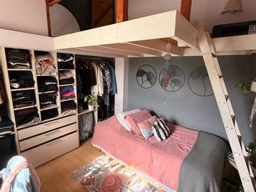 place photo 26