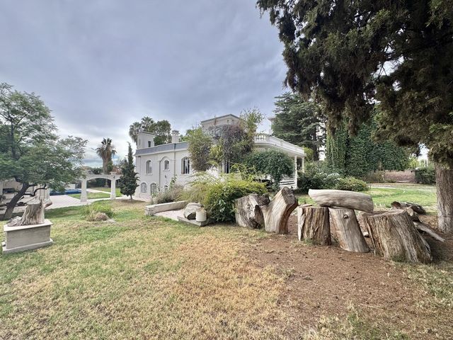 place photo 60