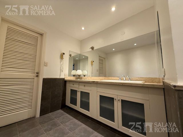 place photo 66