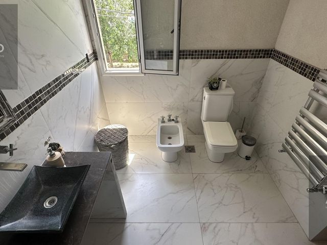 place photo 75