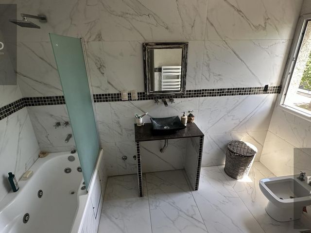 place photo 73