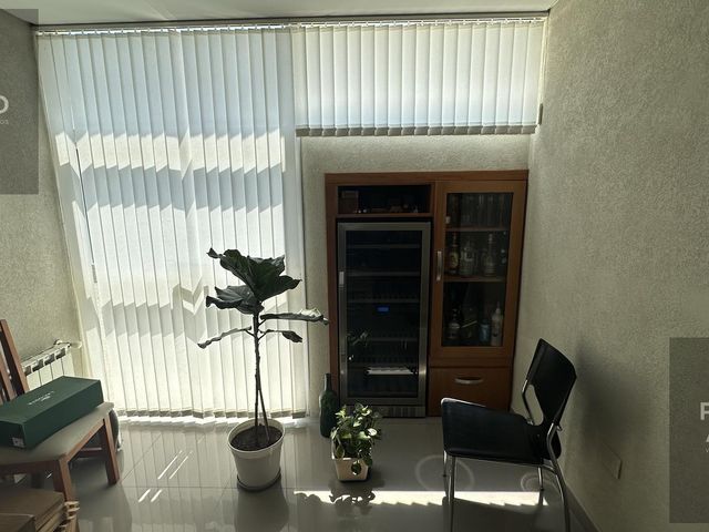 place photo 100