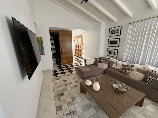 place photo 76