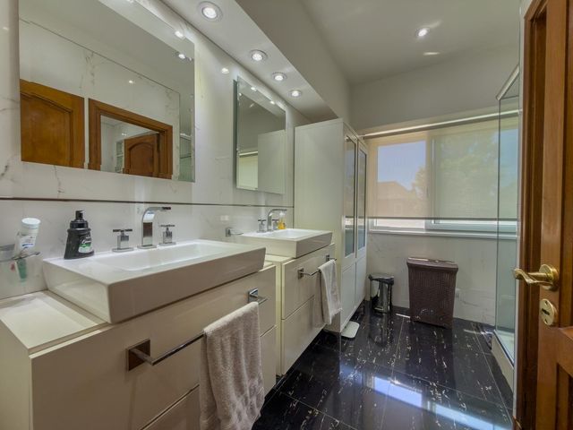 place photo 63