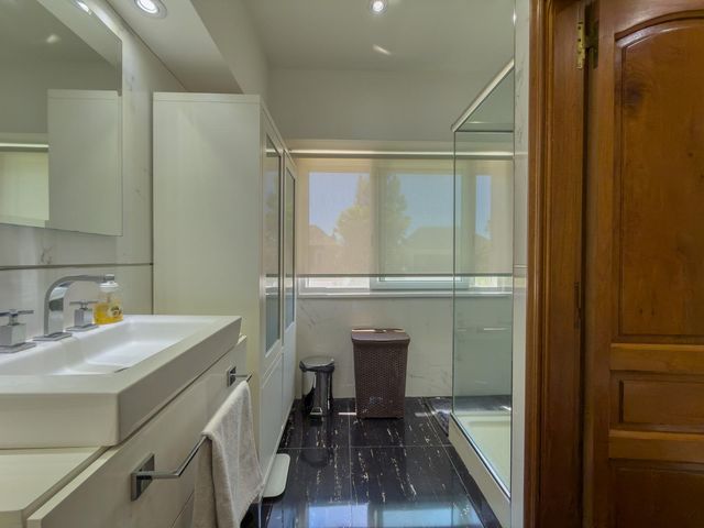 place photo 66