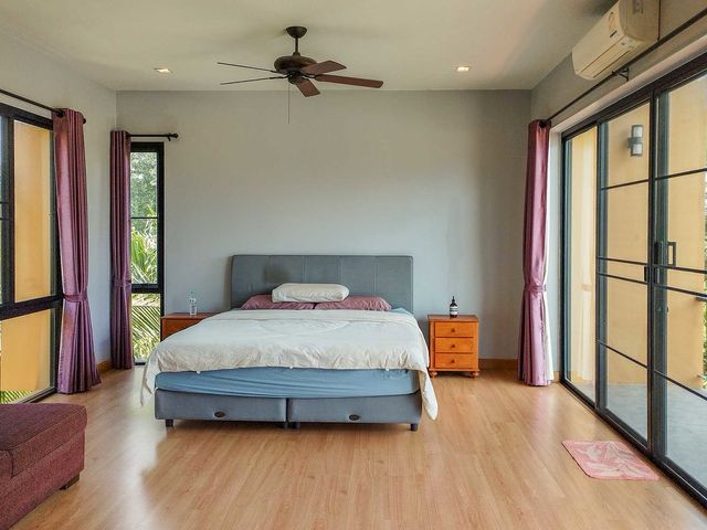 place photo 61