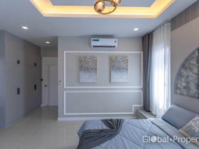 place photo 34