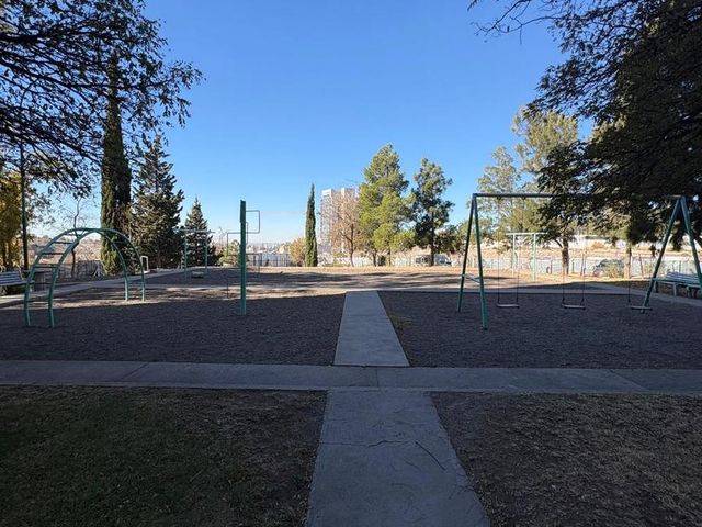 place photo 39