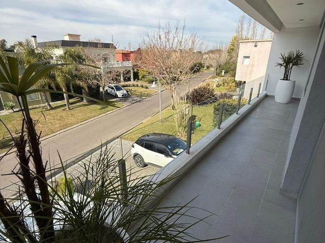 place photo 43
