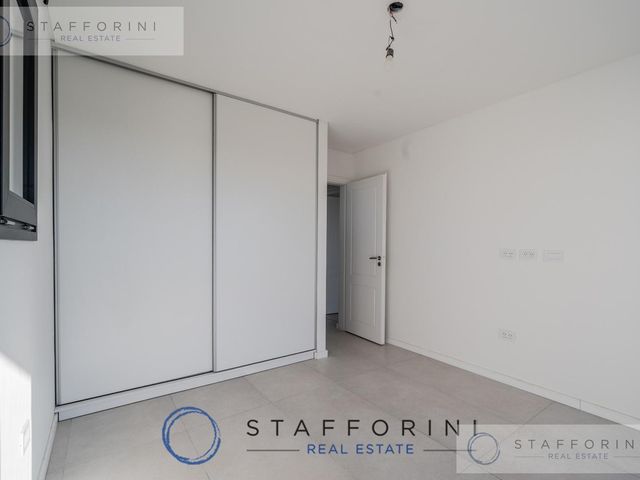 place photo 98