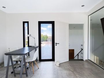 place photo 54