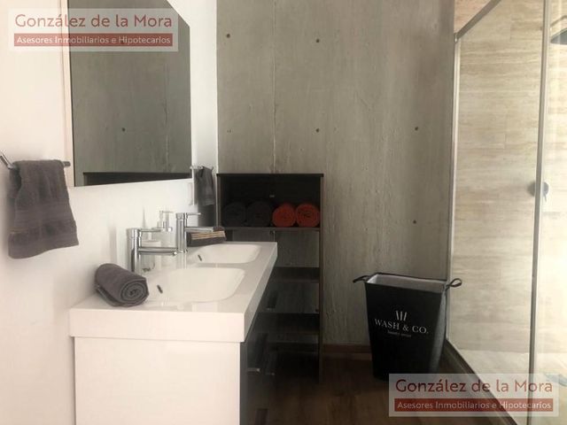 place photo 75