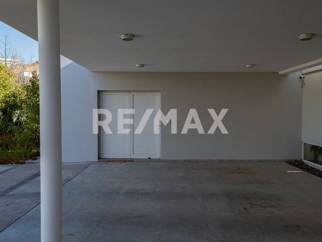 place photo 98