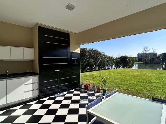 place photo 65