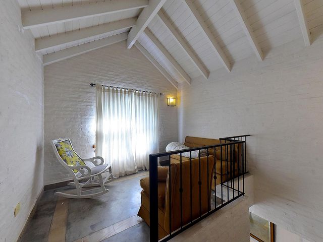 place photo 58