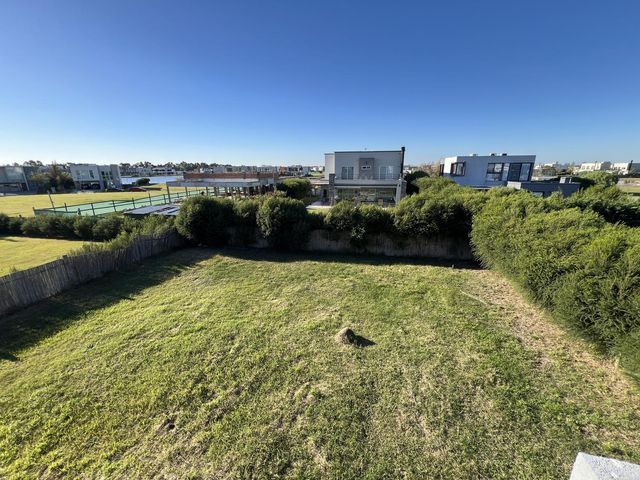 place photo 23