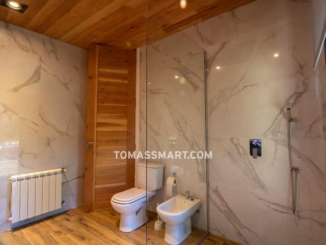 place photo 75