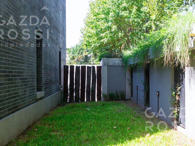 place photo 56
