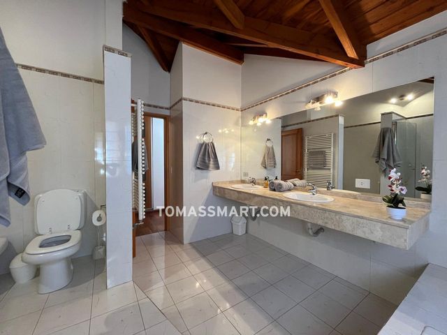 place photo 47