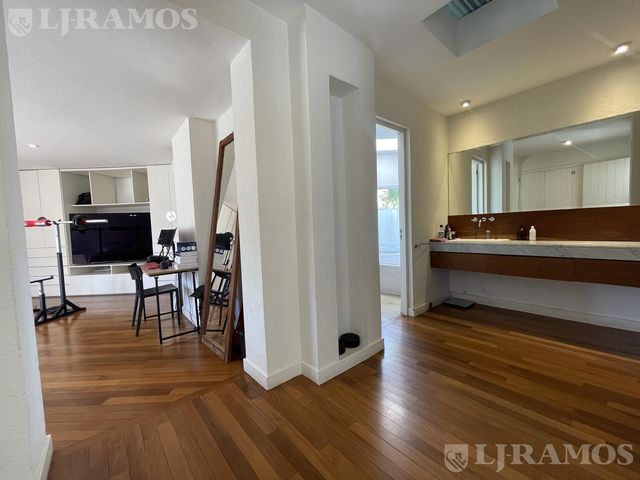 place photo 62