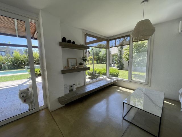 place photo 57