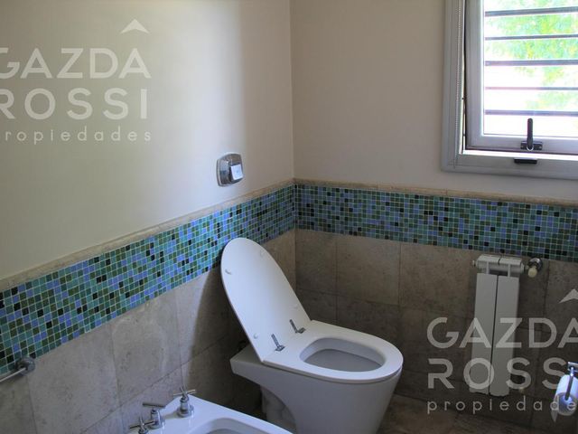 place photo 47