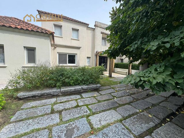 place photo 45