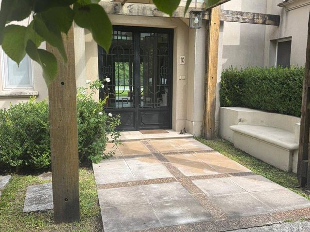 place photo 41