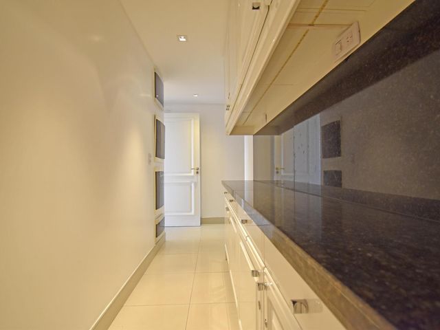 place photo 59