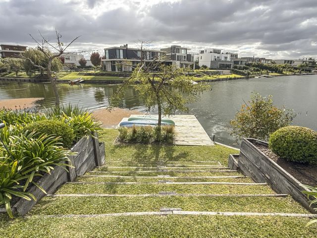 place photo 59
