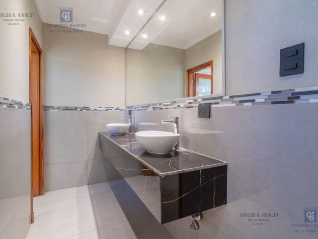 place photo 59