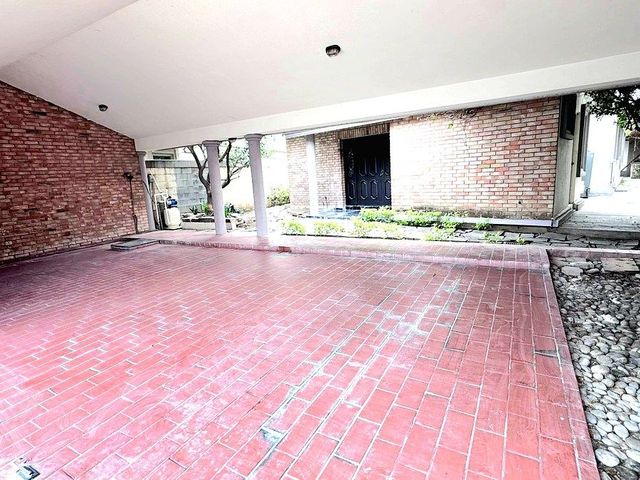 place photo 44