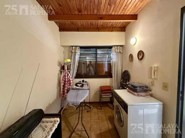 place photo 70