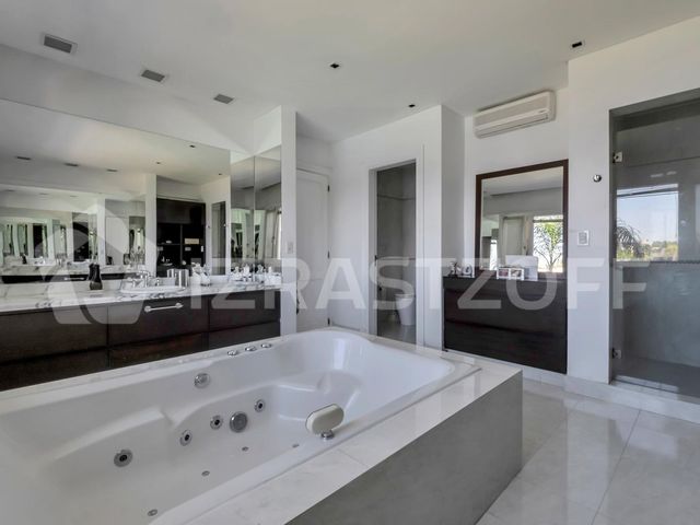 place photo 42