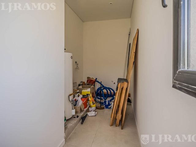 place photo 61