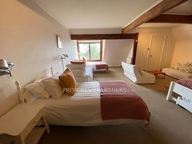place photo 25