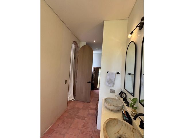 place photo 47