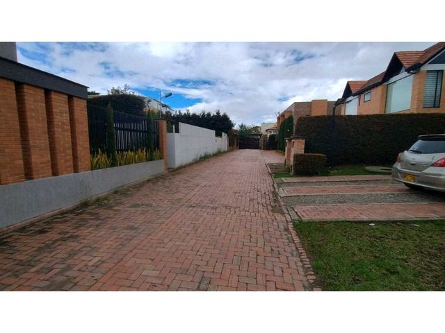 place photo 45