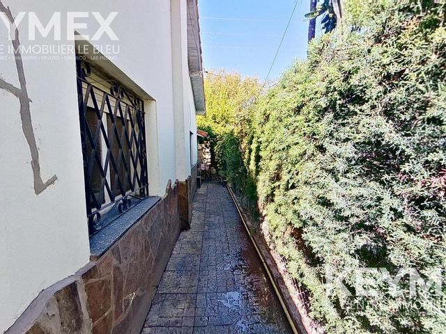 place photo 40