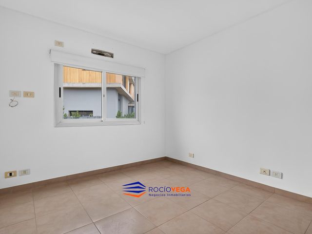 place photo 52