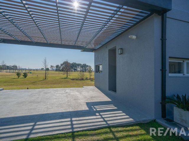 place photo 52