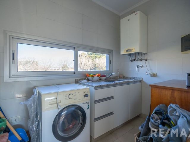 place photo 48