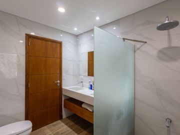 place photo 40